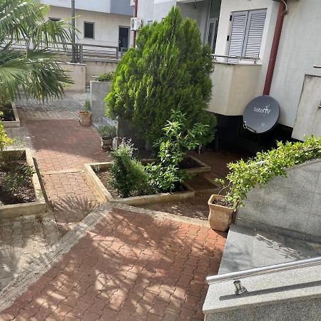 Apartments Zevs Budva Extérieur photo